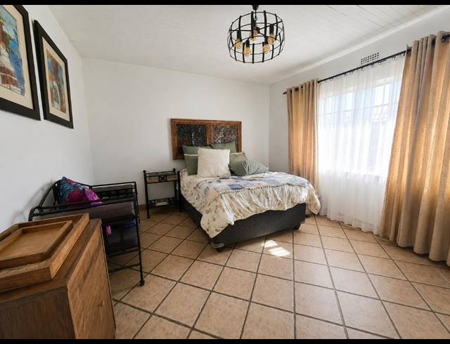3 BEDROOM HOUSE FOR SALE IN THREE RIVERS